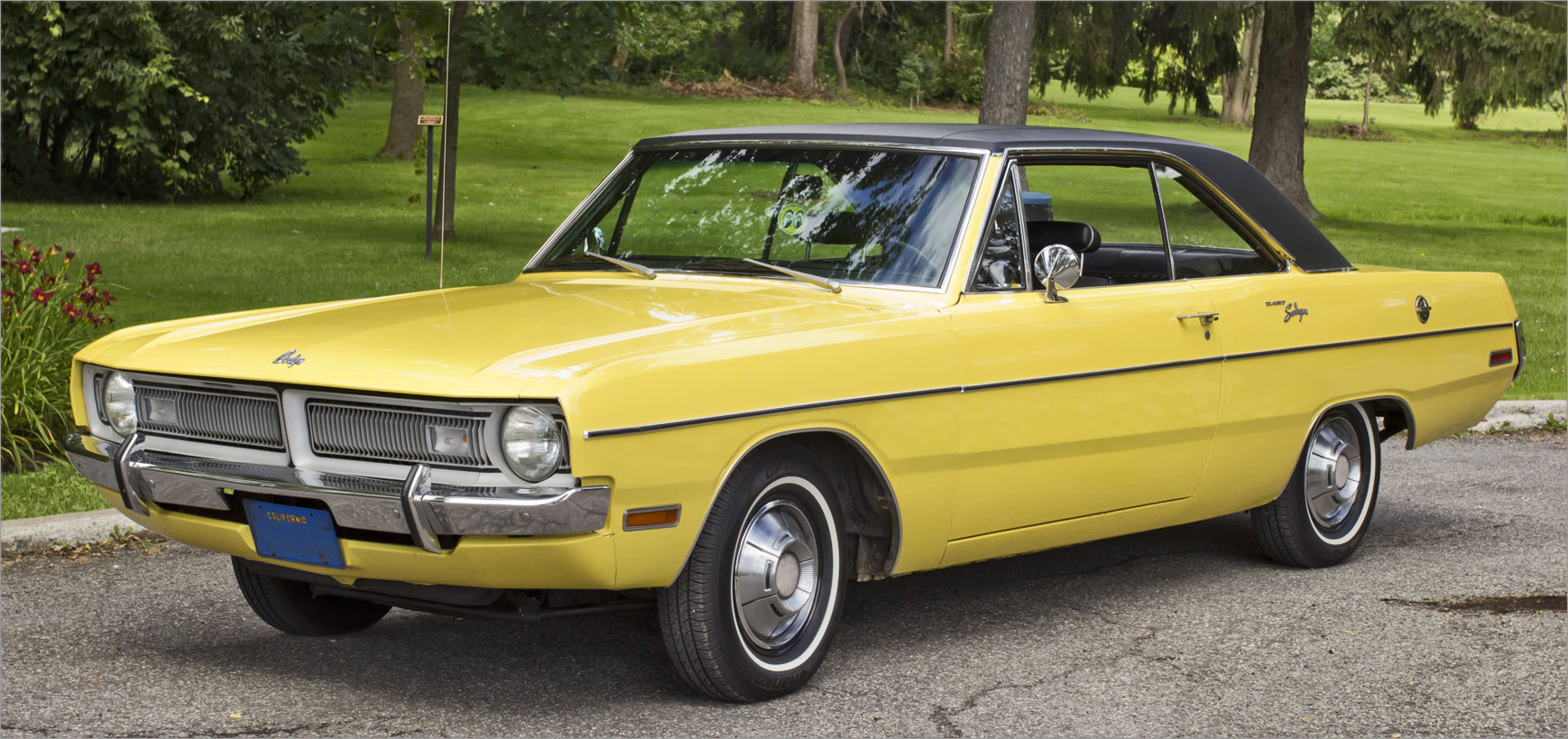 Nikki's 1970 Dodge Dart