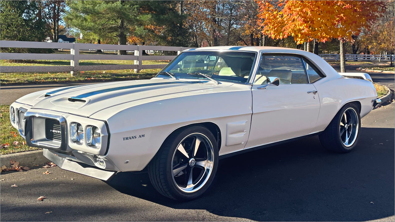 Denny's 1969 Pontiac Firebird